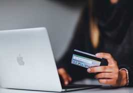 FBI: Online shoppers risk losing over $53M to holiday scams