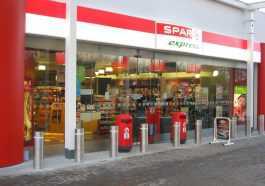 Des centaines de magasins SPAR fermés et passent au cash après une cyberattaque