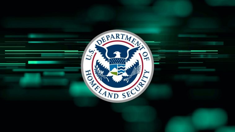 Former DHS official charged with stealing govt employees