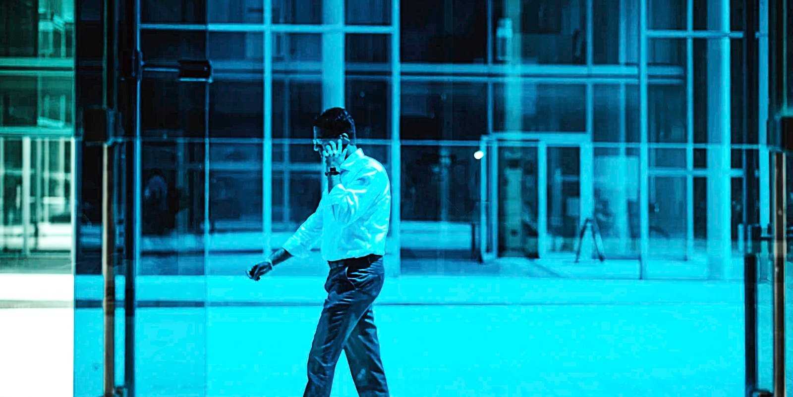 Le FBI met en garde contre les criminels qui multiplient les attaques par échange de carte SIM pour voler des millions