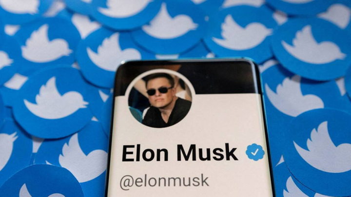 Le jugement du tribunal d'Elon Musk sur Twitter achète