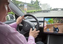 Steam estará mesmo a chegar aos carros da Tesla