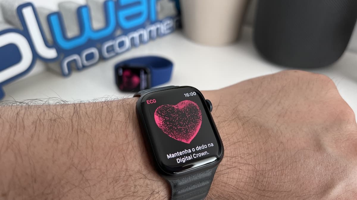 Imagem Apple Watch com app ECG que detetou fibrilação auricular