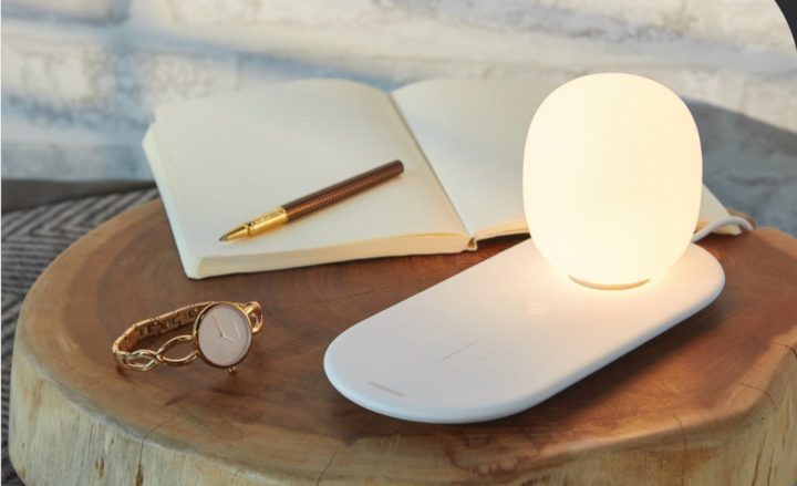 Flux : La veilleuse LED qui est aussi un chargeur sans fil 4 1658437504 748 Flux La veilleuse LED qui est aussi un chargeur