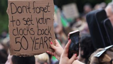 Cartazes sobre o aborto nos EUA