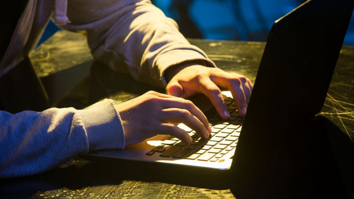 Accès à distance à un ordinateur : risques et comment les atténuer 5 Attention les logiciels malveillants qui volent des donnees personnelles se