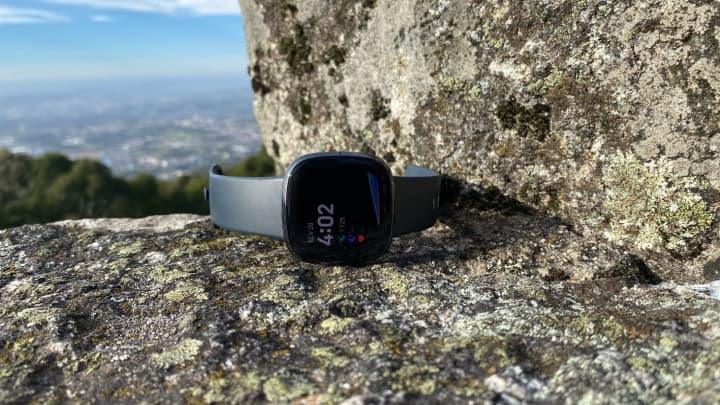 Porter un Fitbit dans l'eau ? Considérez certains aspects 2 Porter un Fitbit dans leau Considerez certains aspects