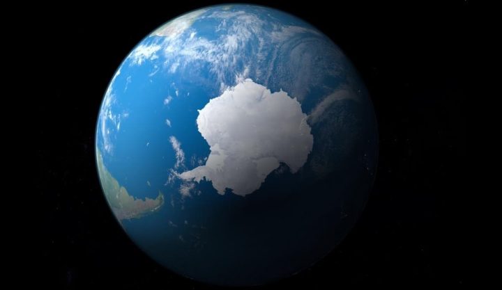 La Terre tourne plus vite que d'habitude. Les scientifiques s'inquiètent 3 Image polaire de la planète Terre