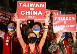 EUA: Porta-aviões e outras unidades de guerra perto de Taiwan
