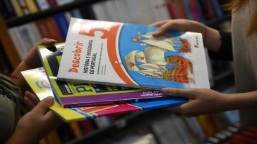 Ministério da Educação alvo de mais de 200 reclamações
