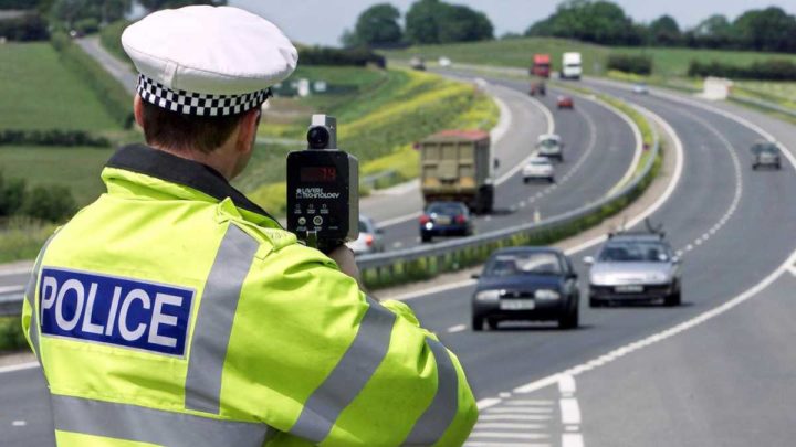 Conducteurs de la circulation de la police Waze au Royaume-Uni