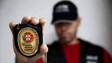 Anda à procura de bilhetes para os ColdPlay? Tenhha cuidado