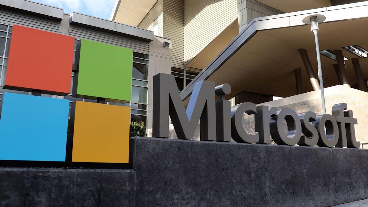 Microsoft veut acheter plus de studios de jeux pour concurrencer Sony