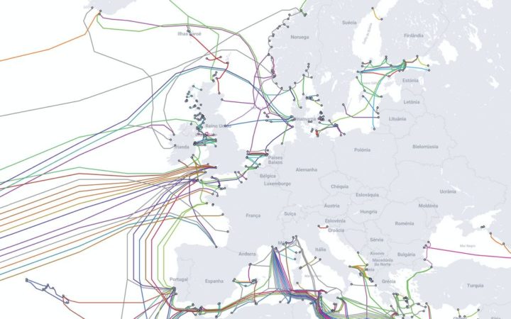 Poutine pourrait faire sauter des cables sous marins et bloquer Internet