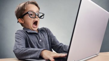 Navegar de forma segura na internet: 5 dicas para os mais novos