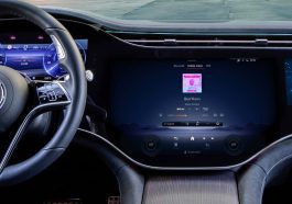 Ilustração de um carro Mercedes com Spatial Audio da Apple