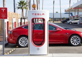 Tesla china acidente carros travão