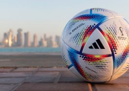 Imagem da bola Al Rihla da Adidas presente no Mundial de Futebol do Catar