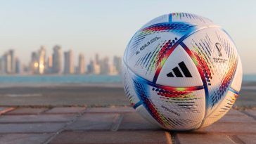 Imagem da bola Al Rihla da Adidas presente no Mundial de Futebol do Catar