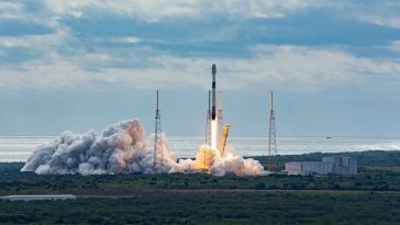 SpaceX recebe autorização para enviar 7500 satélites Stralink de segunda geração