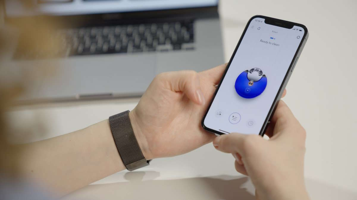 Dyson máquinas software hardware conetividade