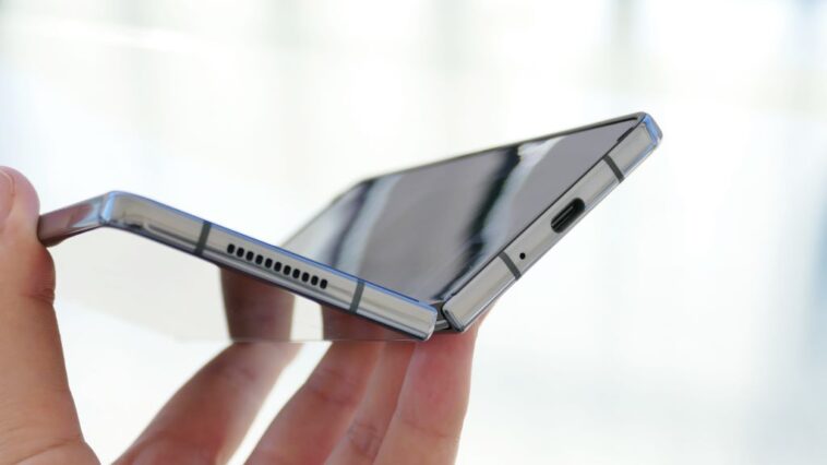 Samsung deverá lançar um tablet dobrável ainda este ano