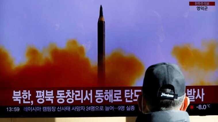 Coreia do Norte lançou hoje mísseis balísticos "não identificados"