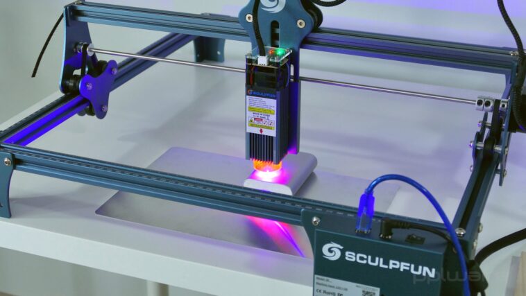 Sugestão: Impressora 3D e máquinas de gravação e corte a laser