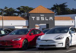 Tesla acidente Model X curva Autopilot