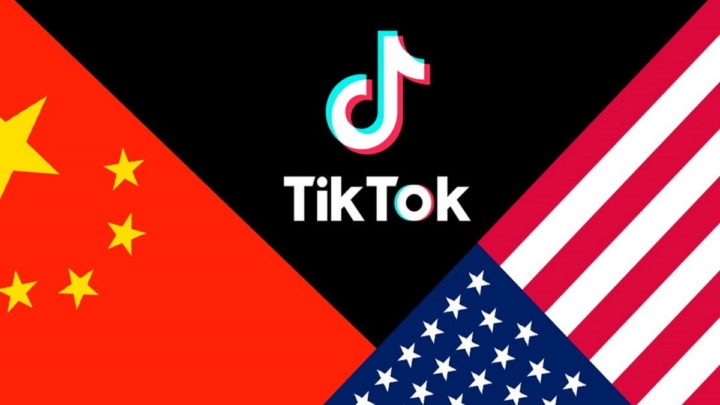 TikTok et drapeau de la Chine et des États-Unis