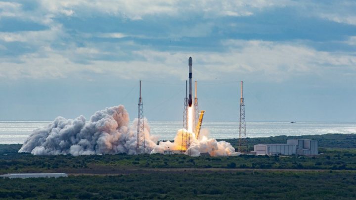SpaceX reçoit l'autorisation d'envoyer 7500 satellites Stralink de deuxième génération