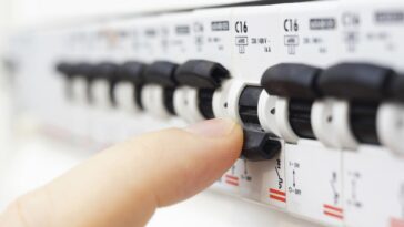 Électricité : cela vaut-il vraiment le tarif bi-horaire ?