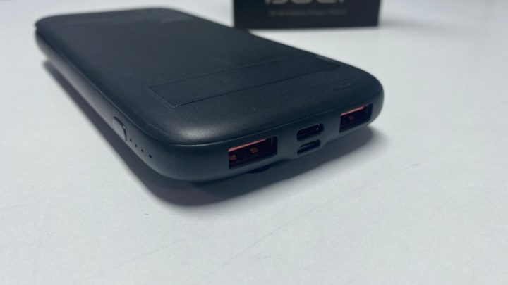 Boulon : Powerbank sans fil 10 000 mAh et 2 ports USB