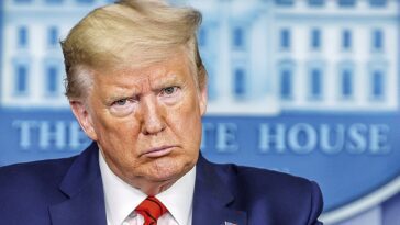 Facebook e Instagram voltam a abrir as portas a Donald Trump. A suspensão acabou