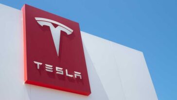 Apesar dos lucros de 2022, o futuro da Tesla parece incerto
