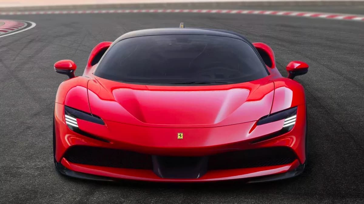 Imagem de Ferrari electrificado com som