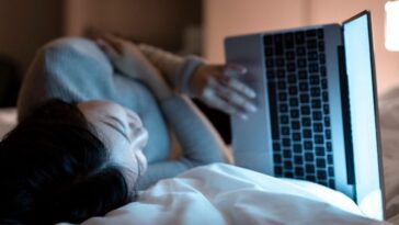 Redes sociais: Uso compulsivo pode trazer problemas sexuais?