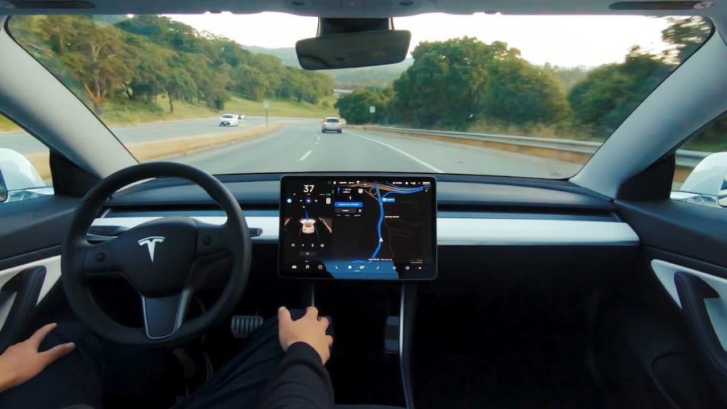 Itinéraire du pilote vidéo Tesla Autopilot