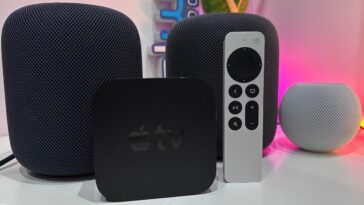 Imagem do HomePod 1, do HomePod mini e do novo HomePod, assim como da Apple TV 4K