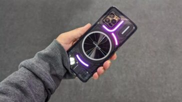 Un "clone" de Nothing Phone 1 est apparu... mais uniquement en design