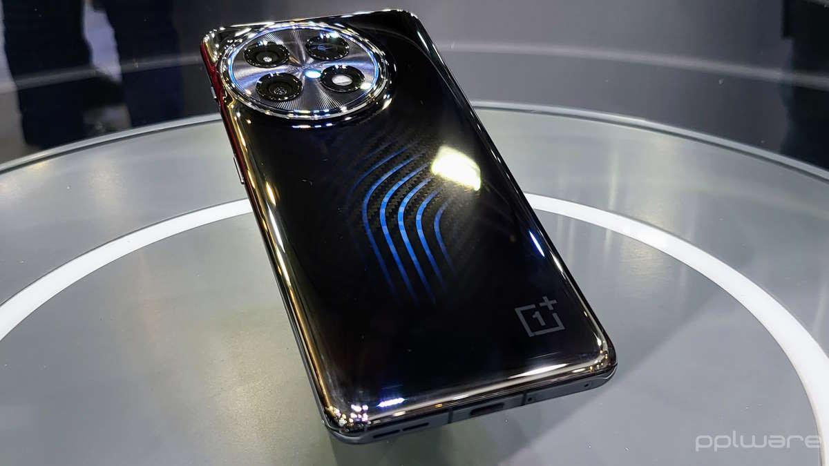 OnePlus smartphone dobrável 2023