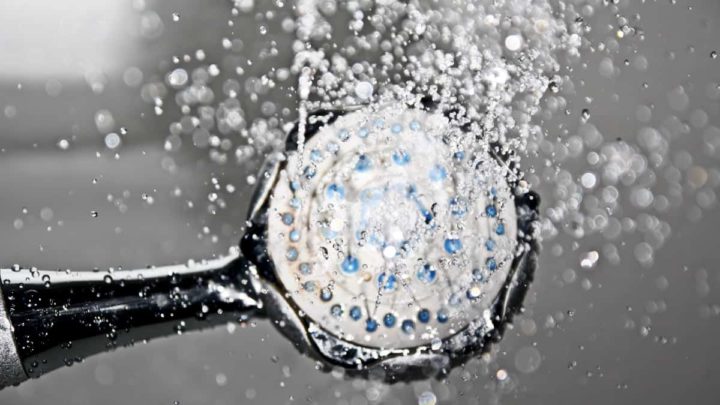 Un expert en longévité explique comment empêcher le corps de vieillir rapidement 5 Douche