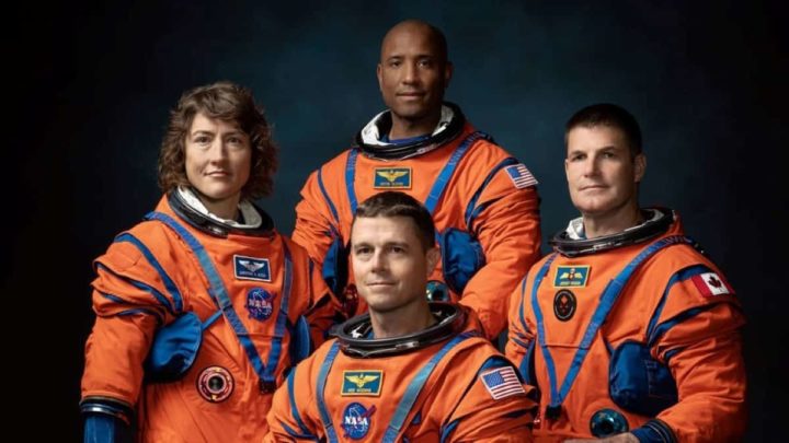 Les astronautes Christina Koch, Victor Glover, Reid Wiseman et Jeremy Hansen