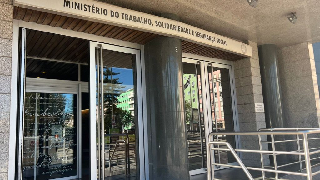 Já pode saber se recebe Complemento Garantia para a Infância