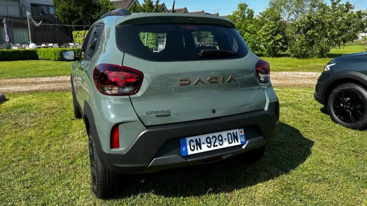 Dacia Spring obtient la version Extreme... et elle n'arrive pas seule