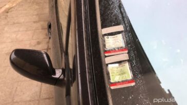 Já não vai precisa de ter o dístico do seguro no vidro do carro