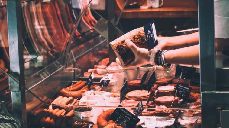 La viande rouge et le sucre pourraient être à l'origine de l'augmentation du cancer colorectal 1 Carne vermelha