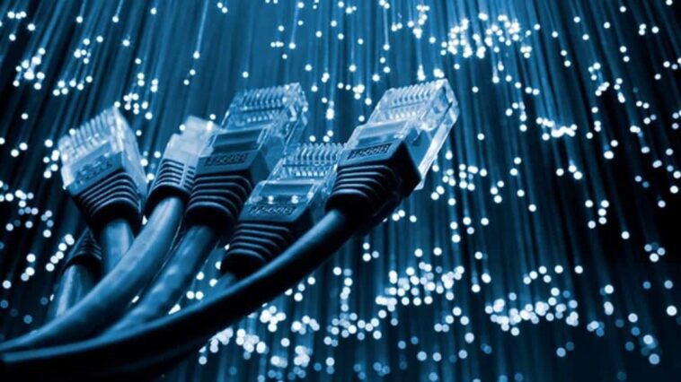 Biden annonce qu'il connectera tout le monde aux États-Unis à Internet haut débit d'ici 2030 1 Rede Internet