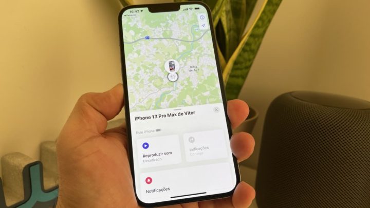Mot de passe oublié pour votre iPhone ? Découvrez comment le déverrouiller sans mot de passe 4 Image L'application Find My d'Apple sur l'iPhone 13 Pro Max