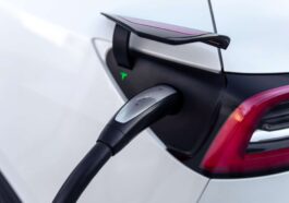 Tesla gagne un autre allié : Volvo va adopter le NACS en Amérique du Nord